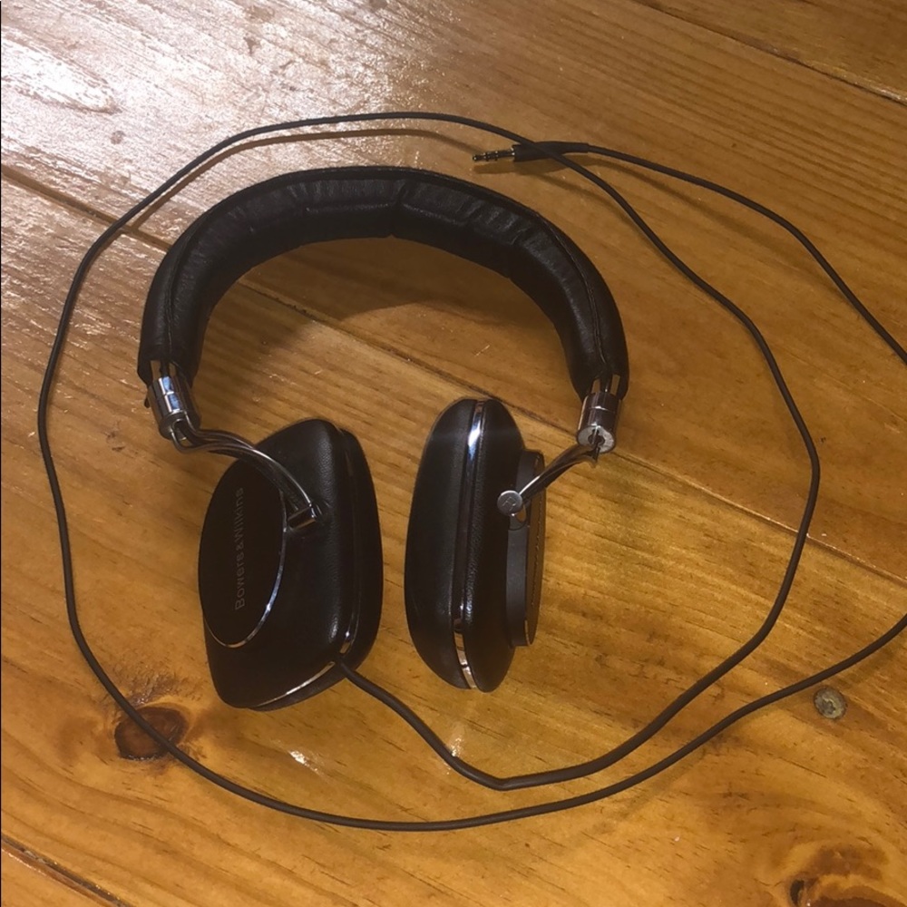 Bowers and Wilkins Headphones